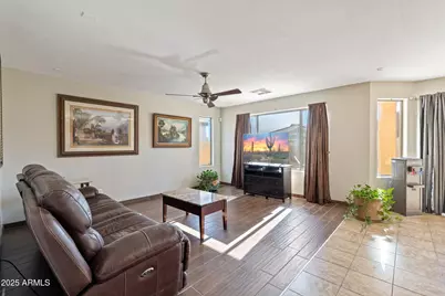 2527 W Tamarisk Avenue, Phoenix, AZ 85041 - Photo 8