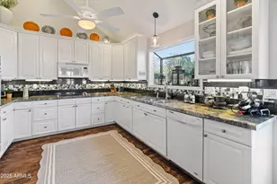 1804 E Velvet Dr, Tempe, AZ 85284 - Photo 4