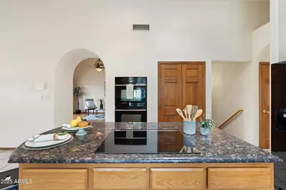 7242 N 23rd Place, Phoenix, AZ 85020 - Photo 32