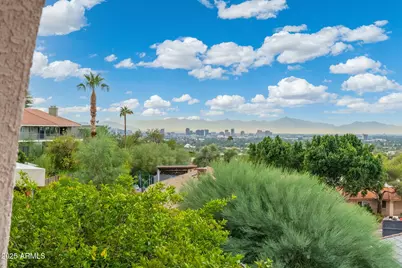 7242 N 23rd Place, Phoenix, AZ 85020 - Photo 12