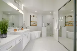 8100 E Camelback Rd, Scottsdale, AZ 85251 - Photo 18