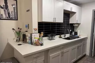 714 E McKinley St, Phoenix, AZ 85006 - Photo 12