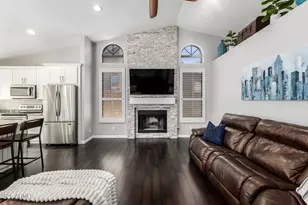 1147 W Newport Beach Dr, Gilbert, AZ 85233 - Photo 10