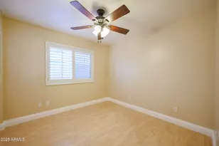 12129 N 85th Dr, Peoria, AZ 85345 - Photo 16