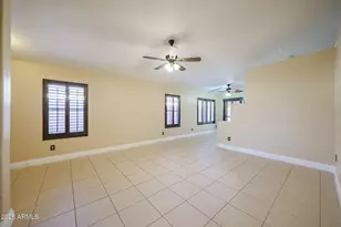 12129 N 85th Dr, Peoria, AZ 85345 - Photo 6