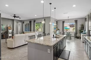 18504 W Monterosa St, Goodyear, AZ 85395 - Photo 8