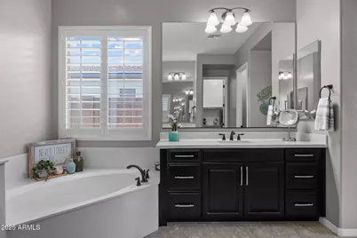 18504 W Monterosa Street, Goodyear, AZ 85395 - Photo 18