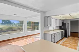 19820 N Cherry Tree Ln, Sun City, AZ 85373 - Photo 18