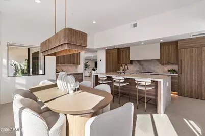 7042 E Orange Blossom Lane, Paradise Valley, AZ 85253 - Photo 2