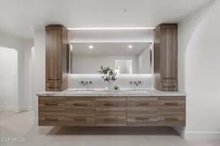 7042 E Orange Blossom Ln, Paradise Valley, AZ 85253 - Photo 12