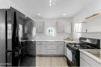 3743 E Taylor Street, Phoenix, AZ 85008 - Photo 6