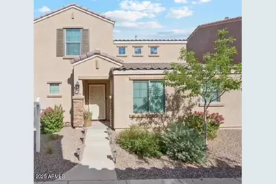 8215 W Albeniz Place, Phoenix, AZ 85043 - Photo 1
