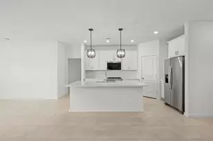 15921 W Cottontail Ln, Surprise, AZ 85387 - Photo 10