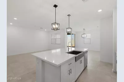 15921 W Cottontail Lane, Surprise, AZ 85387 - Photo 6