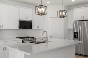 15921 W Cottontail Ln, Surprise, AZ 85387 - Photo 2