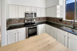 18184 W Desert Blossom Dr, Goodyear, AZ 85338 - Photo 2