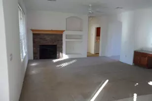 10425 W Windsor Ave, Avondale, AZ 85392 - Photo 2