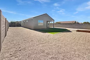 3720 E Henson St, San Tan Valley, AZ 85140 - Photo 14