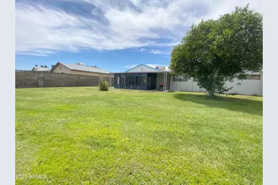 10417 N 95th Drive #B, Peoria, AZ 85345 - Photo 16