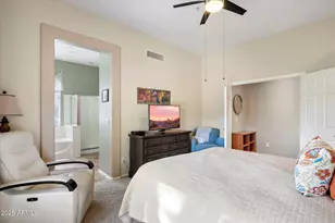 10527 E Tierra Buena Ln, Scottsdale, AZ 85255 - Photo 16