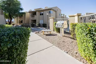 1880 E Morten Ave, Phoenix, AZ 85020 - Photo 2