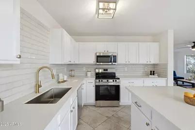 3287 S Bowman Road, Apache Junction, AZ 85119 - Photo 10