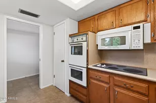 10331 W Prairie Hills Circle W, Sun City, AZ 85351 - Photo 20