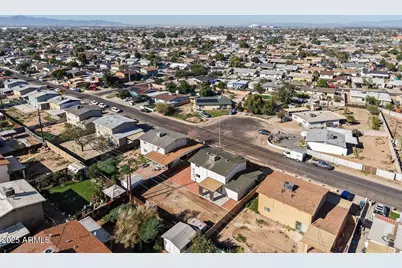 8117 W Whitton Avenue, Phoenix, AZ 85033 - Photo 46