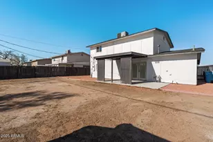 8117 W Whitton Ave, Phoenix, AZ 85033 - Photo 32