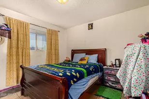 8225 W Earll Dr, Phoenix, AZ 85033 - Photo 14