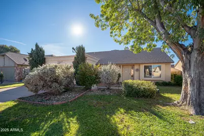 5527 W Garden Drive, Glendale, AZ 85304 - Photo 2