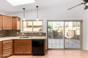 4546 E Renee Dr, Phoenix, AZ 85050 - Photo 12