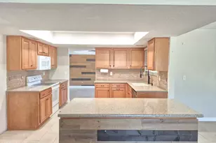 18242 N 66th Ave, Glendale, AZ 85308 - Photo 16