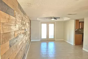 18242 N 66th Ave, Glendale, AZ 85308 - Photo 14