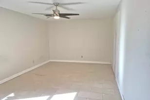 18242 N 66th Ave, Glendale, AZ 85308 - Photo 32