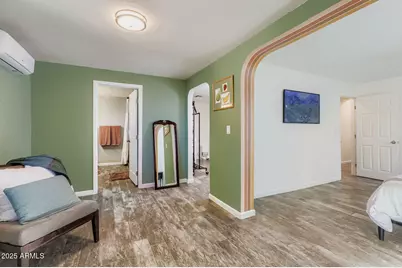 2210 E Cambridge Avenue, Phoenix, AZ 85006 - Photo 10