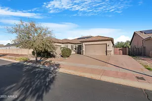14376 W Desert Hills Dr, Surprise, AZ 85379 - Photo 2