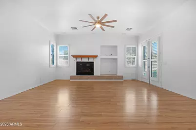 14376 W Desert Hills Drive, Surprise, AZ 85379 - Photo 6