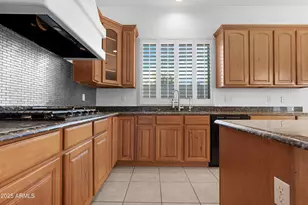 14376 W Desert Hills Dr, Surprise, AZ 85379 - Photo 12