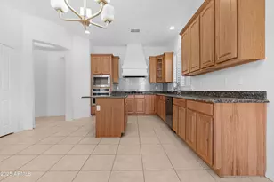 14376 W Desert Hills Dr, Surprise, AZ 85379 - Photo 10