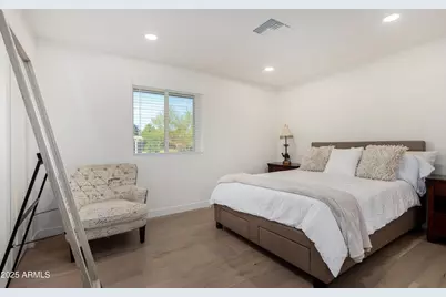 3717 E Altadena Avenue, Phoenix, AZ 85028 - Photo 14