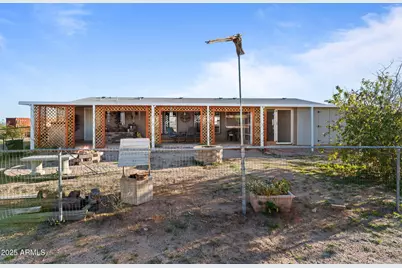 30040 W Redbird Road, Wittmann, AZ 85361 - Photo 24
