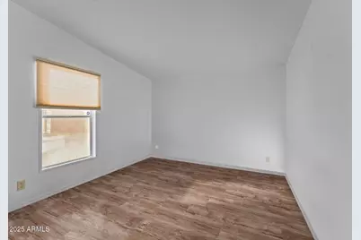 30040 W Redbird Road, Wittmann, AZ 85361 - Photo 14