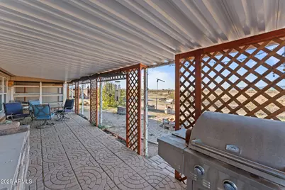 30040 W Redbird Road, Wittmann, AZ 85361 - Photo 20