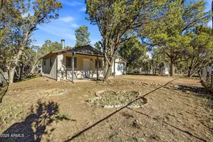 2060 Wilderness Dr, Overgaard, AZ 85933 - Photo 4