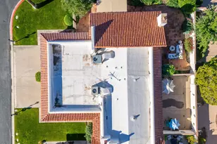 5752 N Scottsdale Rd, Paradise Valley, AZ 85253 - Photo 48