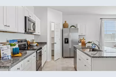 16160 N Catanzaro Drive, Maricopa, AZ 85138 - Photo 8