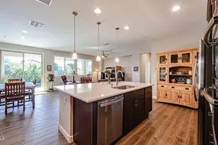 13421 W Duane Ln, Peoria, AZ 85383 - Photo 10