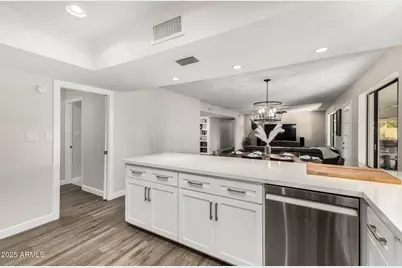 11449 N Bancroft Drive, Phoenix, AZ 85028 - Photo 6