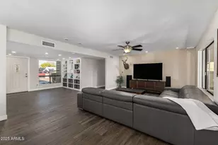 11449 N Bancroft Dr, Phoenix, AZ 85028 - Photo 12